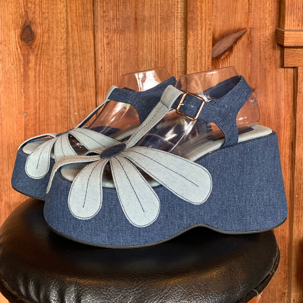 dELiA*s Blue Denim Platform Sandals with Light Blue Floral Applique